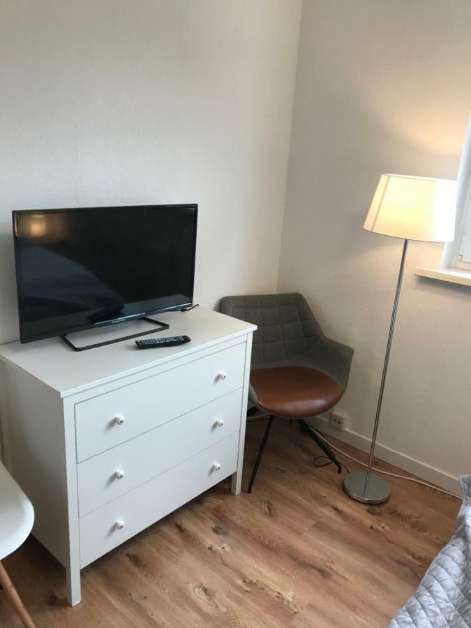 An Der Uniklinik, Apartment Mit Eigener Kueche Und Renoviertem Badezimmer, Zentrale Lage Homburg  Dış mekan fotoğraf